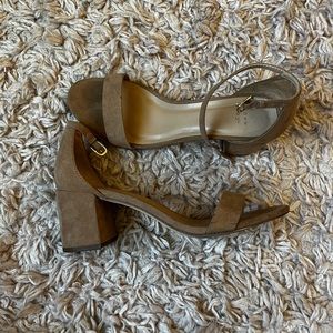 3 inch brown heels
